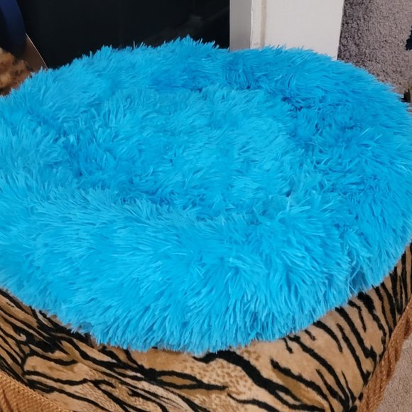 Pet Bed Dog or Cat Puppy Kitten 20 in Round Plush Bran New!